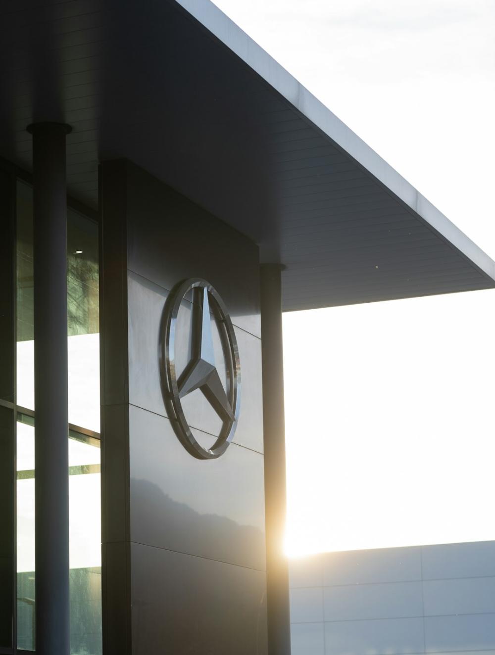 Tag styringen over fremtiden med Mercedes Hybrid