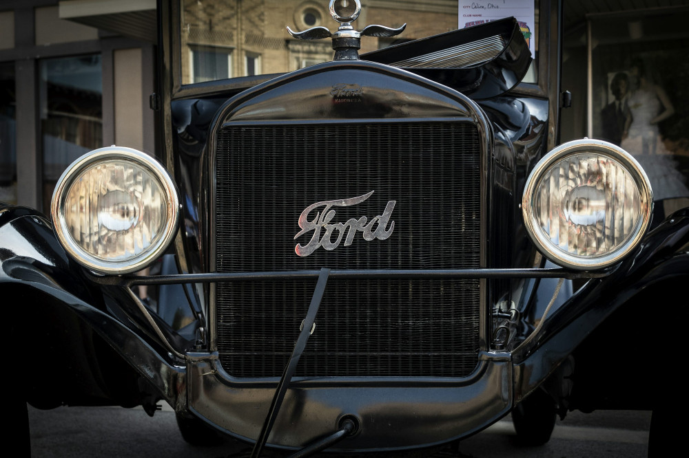 Opdag hemmelighederne bag Ford: En rejse gennem tid og teknologi